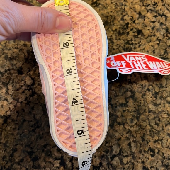 VANS Pink bunny suede slip on shoes. NWT - Picture 13 of 15